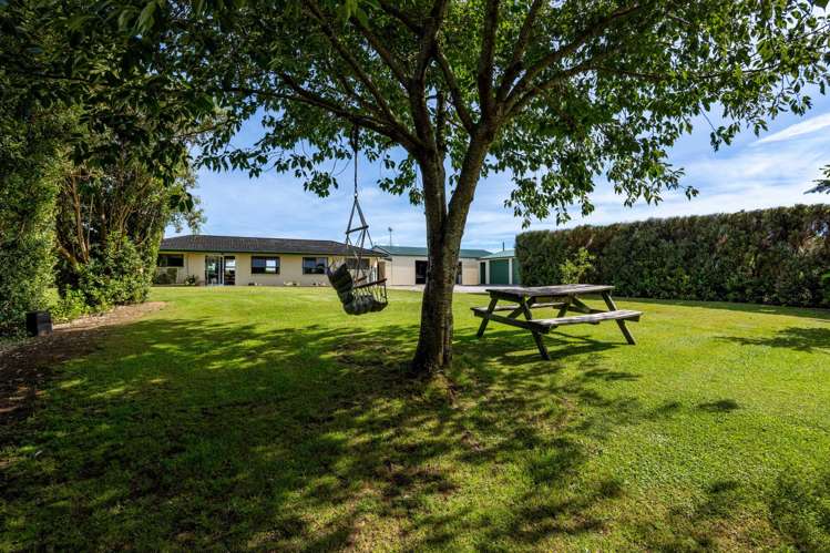 2062 South Road Otakeho_24