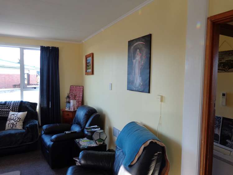 70 Lewin Street Balclutha_5