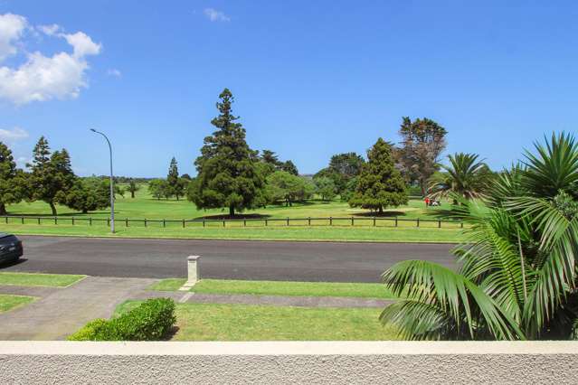 27 Stella Drive Clarks Beach_1