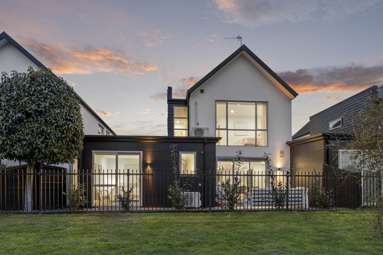 156 Metehau Street_3