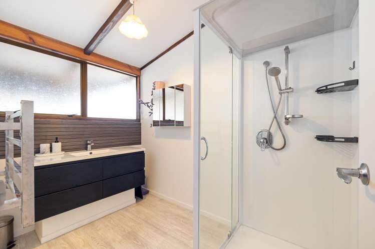 6 Colonial Place Kelvin Grove_12