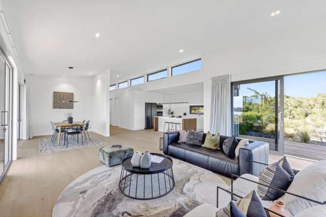 46 Cardno Way Bronte_3
