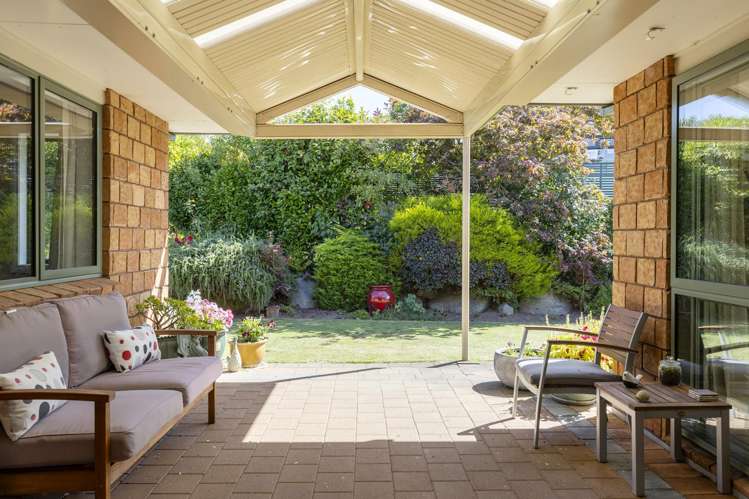 8 Belvedere Grove Rangatira Park_5