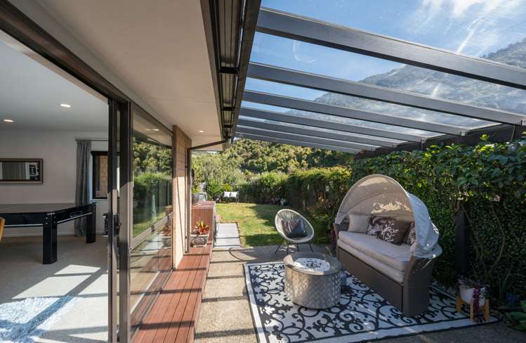 3 Olivine Terrace The Brook_16