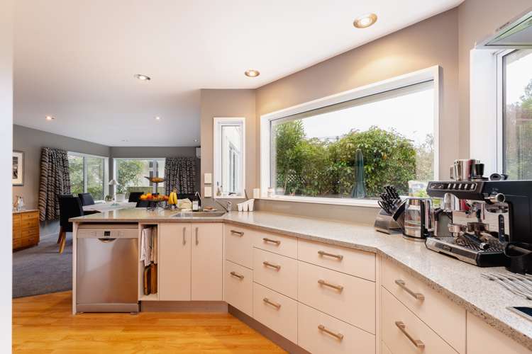 6 Rosehill Road Macandrew Bay_14