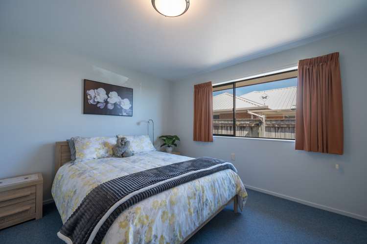 17 Saint James Avenue Richmond_11