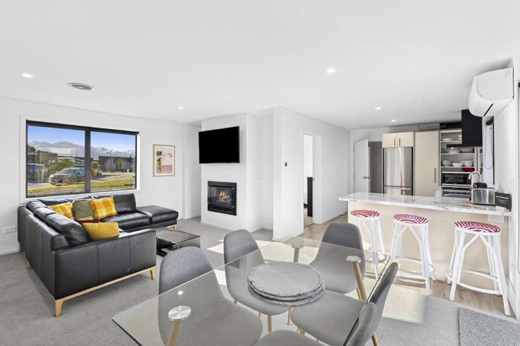 2 Cleland Close Wanaka_1