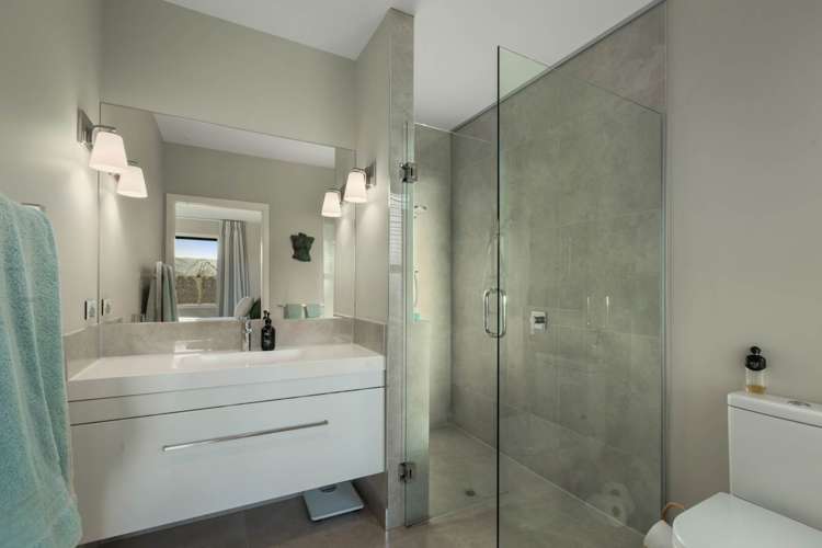 16 Carnoustie Place Aongatete_25