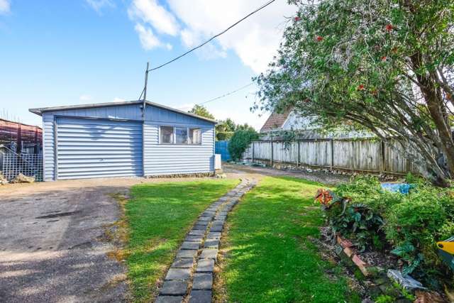 36 Tawhiri Road One Tree Hill_1