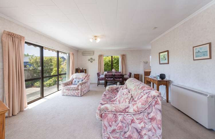 2/14 Black Street Stoke_16