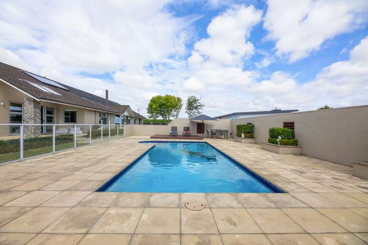 183 Battys Road Burleigh_38