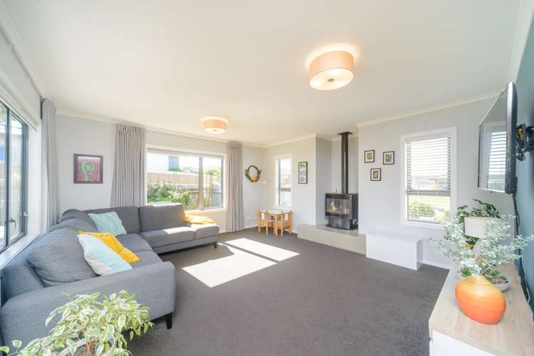 4 Poplar Grove Feilding_7