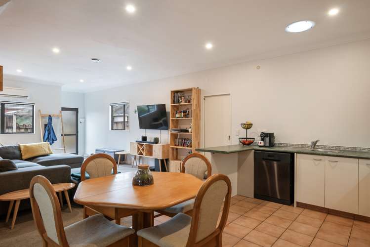 2/402 Cambridge Terrace Naenae_3