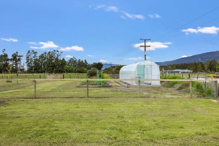 347 Utopia Road Westport_16