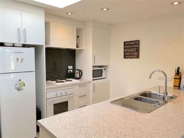 1/140 Gordon Road 10288_3