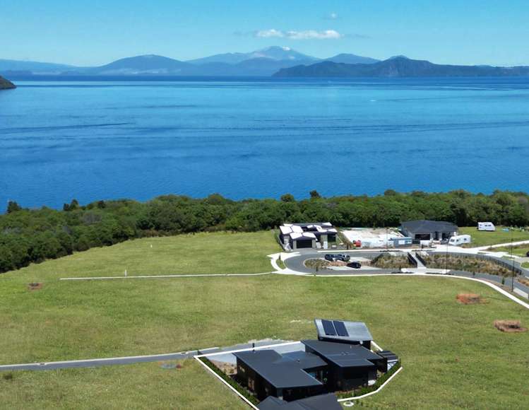 8 Broadleaf Way Kinloch_19