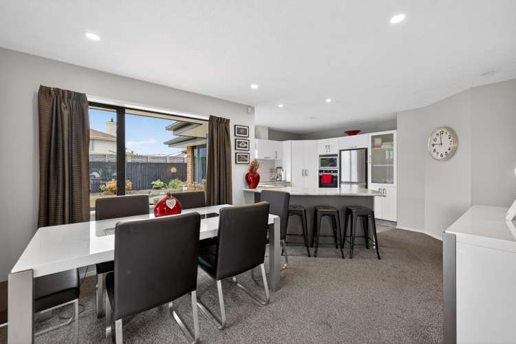 111 Inwoods Close Parklands_13