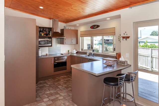 136 Mayfair Avenue Whangamata_2