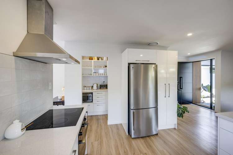 23 Golding Road Taradale_7