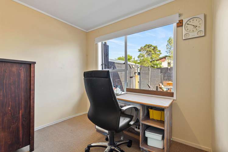 6 Coey Place Glen Eden_18