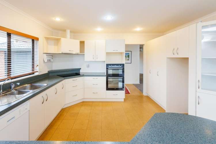 31 Johnstone Drive 10930_2