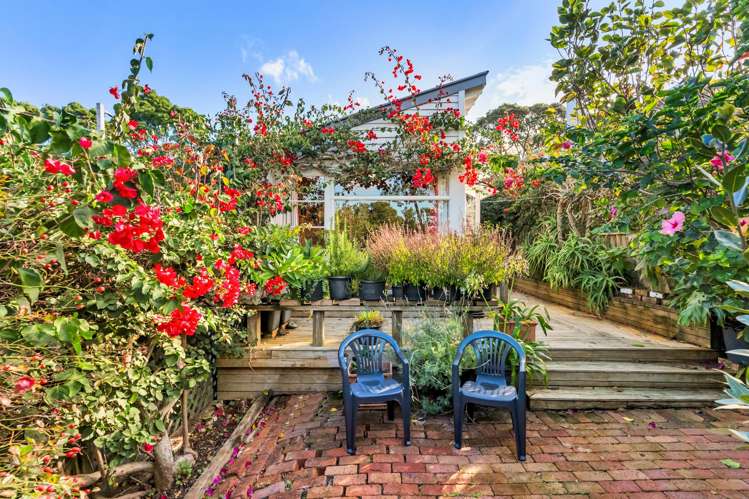 20 Lake Road Devonport_14