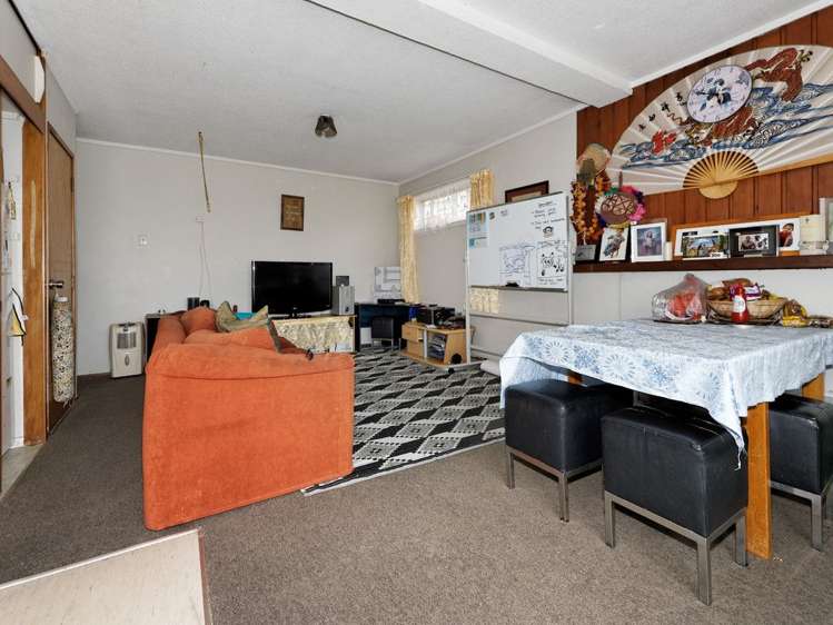 61 West Coast Road Glen Eden_14