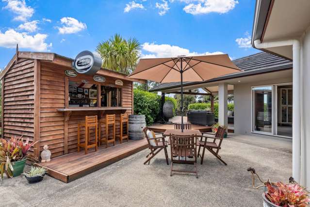 240 Three Oaks Drive Dairy Flat_2
