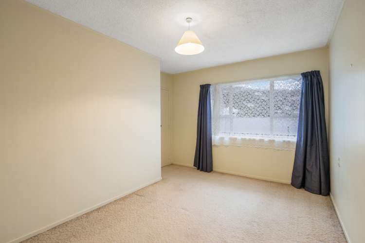 2/10 Box Hill Khandallah_7