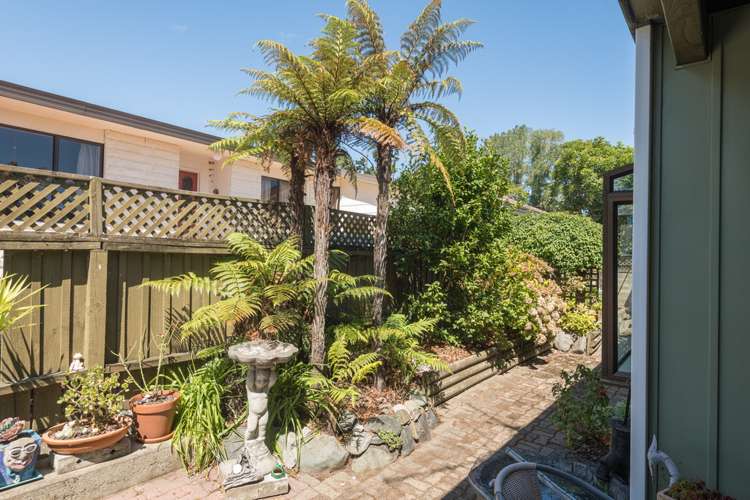 2/6 Hobhouse Street Stoke_3