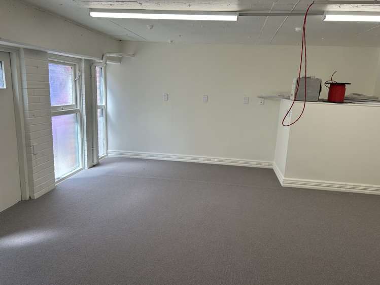 Office 3/110 Moray Place Dunedin Central_5