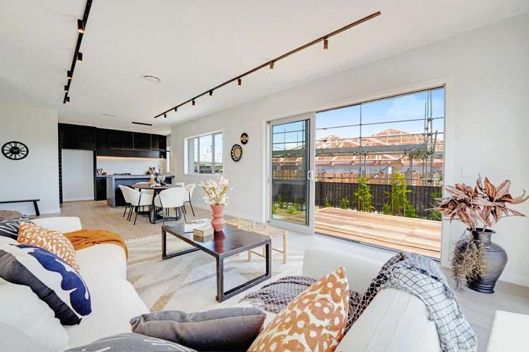 28 Tukutata Crescent Milldale_1