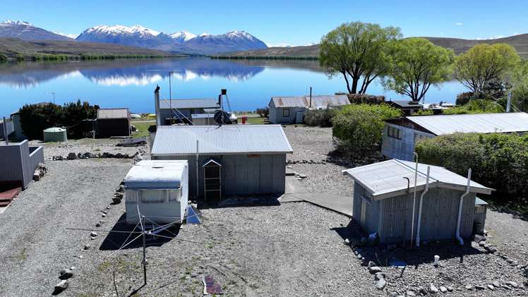 Hut 38 217 Lake Alexandrina South Road Lake Tekapo_9