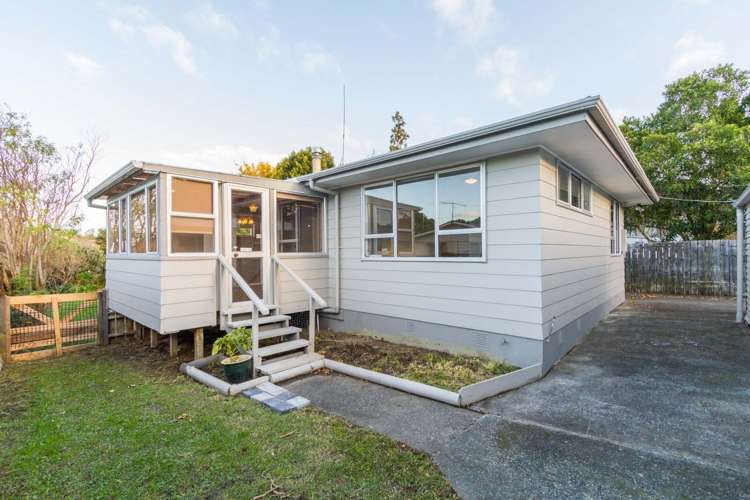 35a Roberts Road Te Atatu South_5