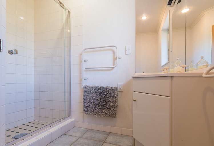 14 Saint James Avenue Richmond_11