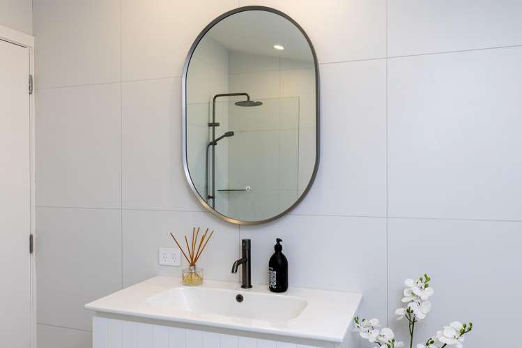 4 Kathleen Place Rainbow Point_16