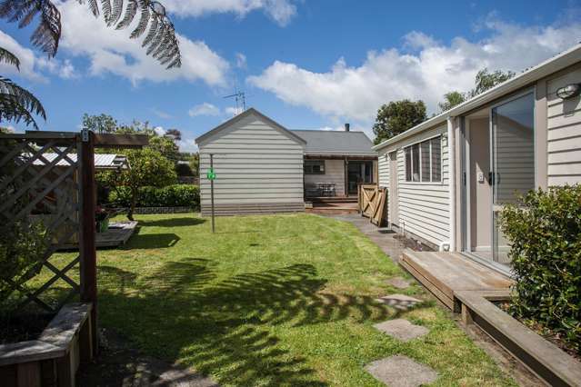 46 Oakfield Crescent Pukete_2