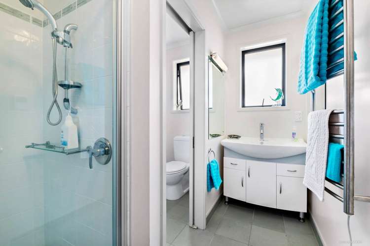 15 Lillian Place Orewa_14