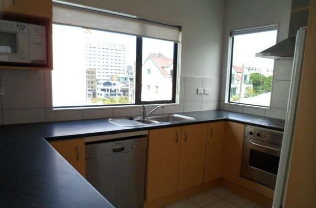 1/142 Ghuznee Street Te Aro_3