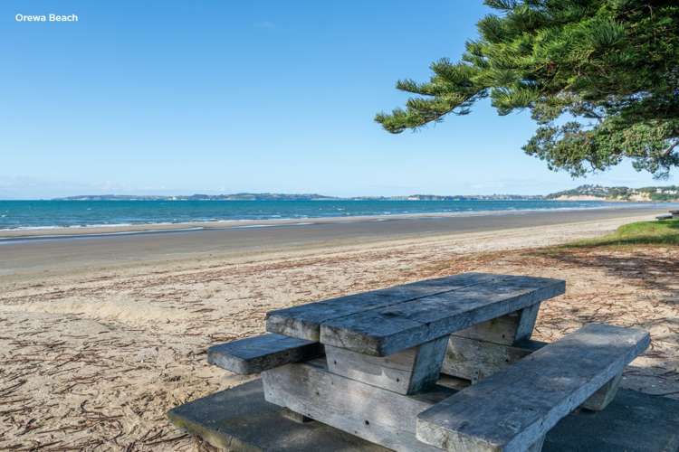 86 Arran Drive Orewa_12