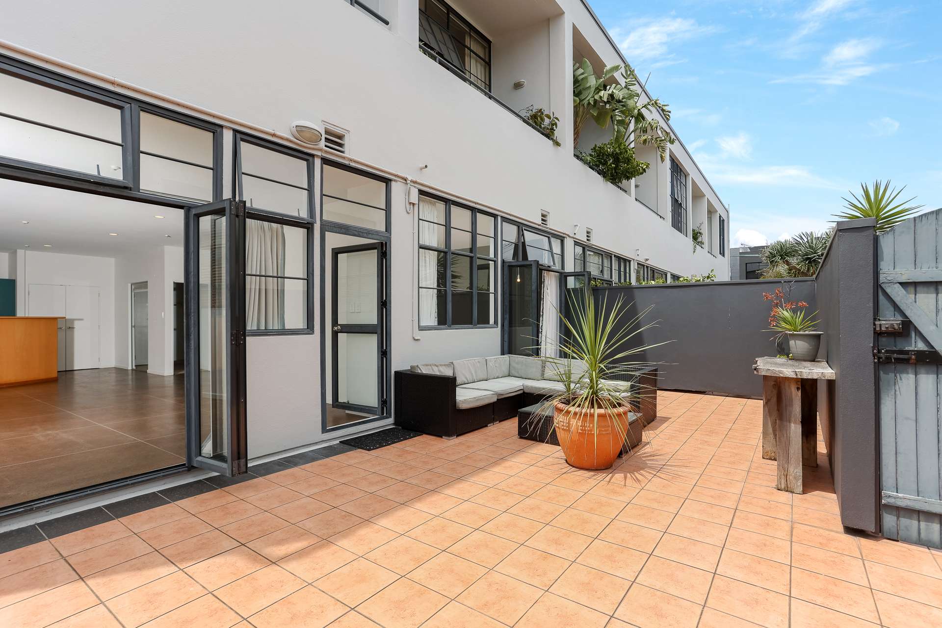 4/19 Crummer Road Grey Lynn_0