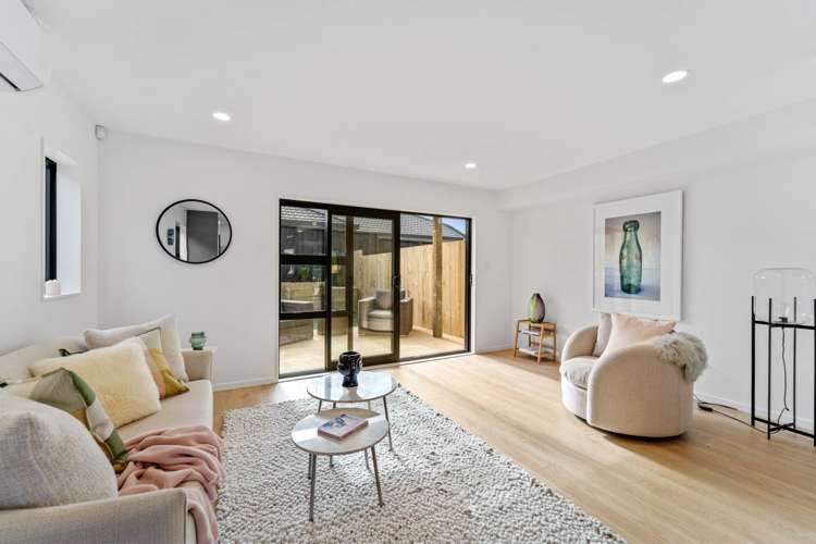 96d Triangle Road Massey_2