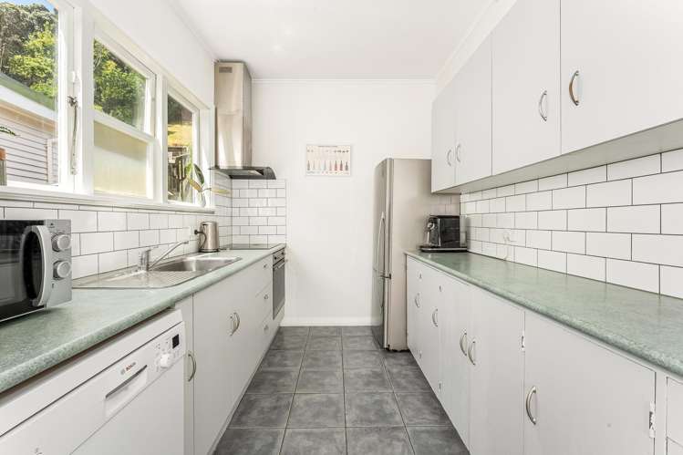 20 Elphinstone Avenue Strathmore Park_9