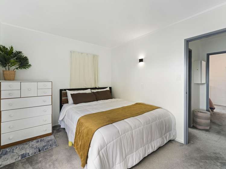 2/39C Coronation Road Hillcrest_9