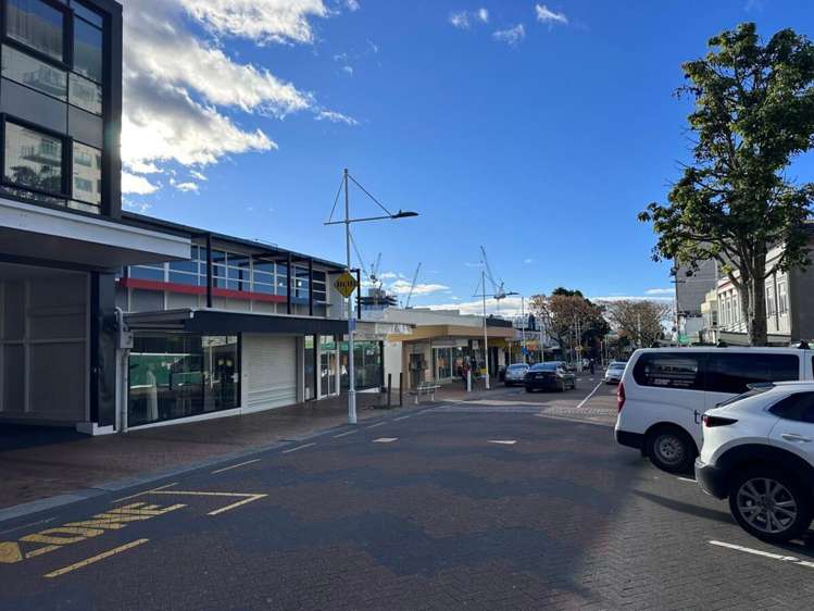 Tenancy 3/63 Devonport Road Tauranga Central_2