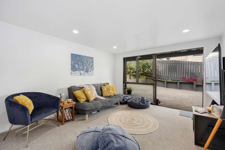 37 Amorino Drive Red Beach_18