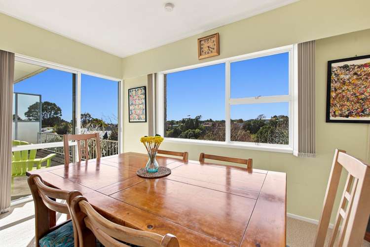 7 Montana Place Merrilands_5