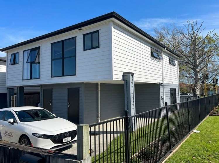 1/2 Donnell Avenue_0