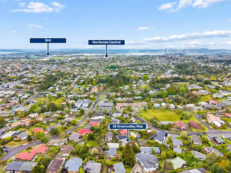 1/19 Greenvalley Rise Glenfield_11