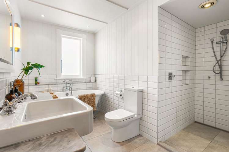 49 Lloyd Avenue Mount Albert_15